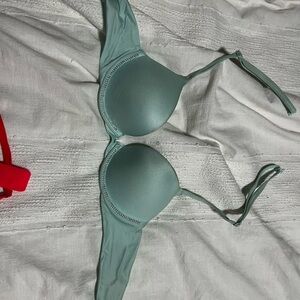 Victoria's Secret Seafoam Green Bra
